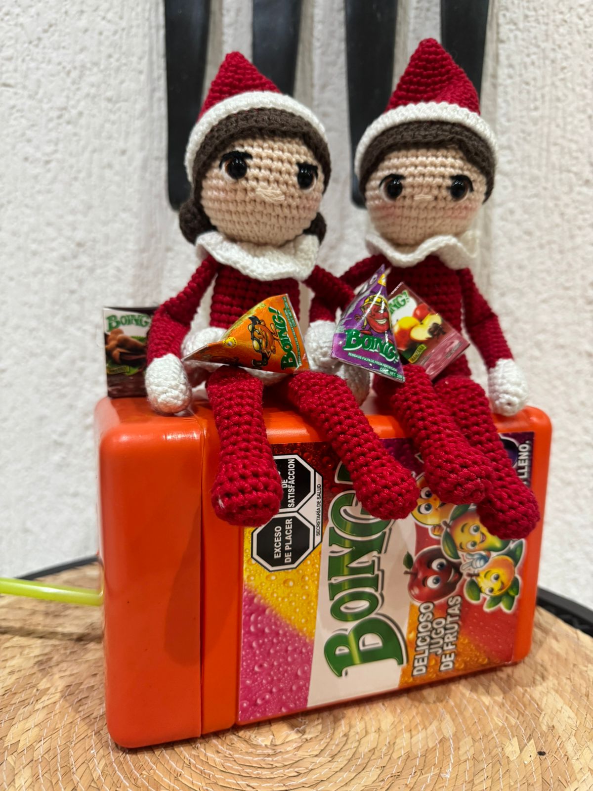 UNA TRAVESURA PARA DOS The Elf Hut Paquete Trouble Bundle 24 + 1 BONUS NUEVO