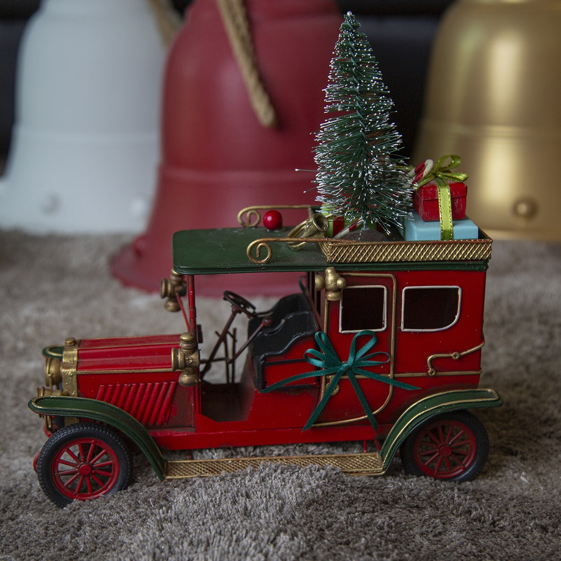 The Elf Hut Carro Antiguo Árbol Navidad