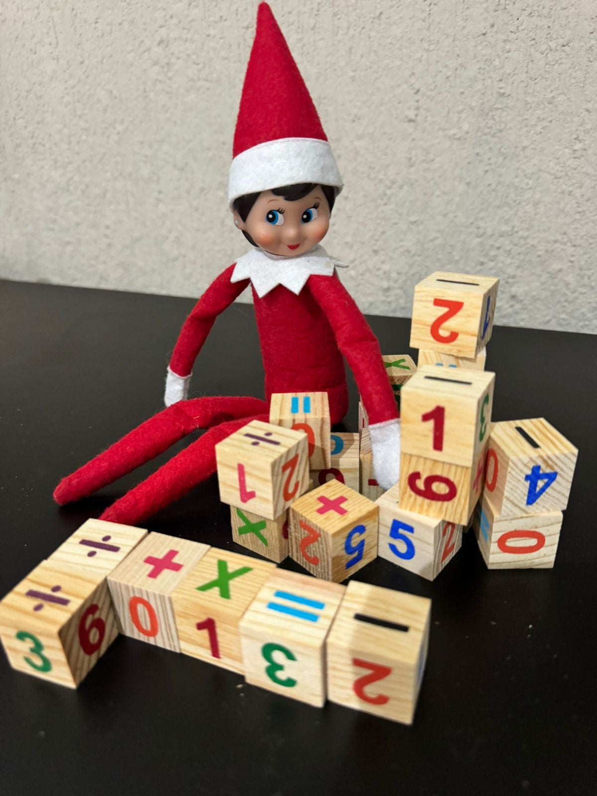 2211 TODAS The Elf Hut Paquete Trouble Bundle 97 TRAVESURAS EDICIÓN LIMITADA