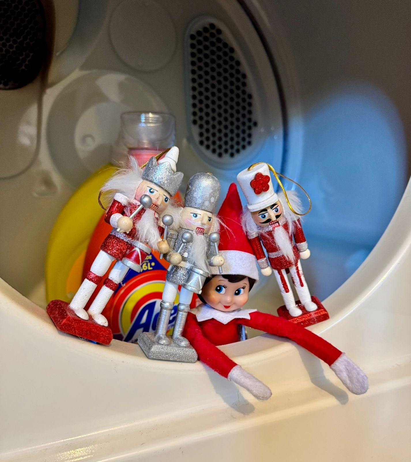 2211 TODAS The Elf Hut Paquete Trouble Bundle 97 TRAVESURAS EDICIÓN LIMITADA