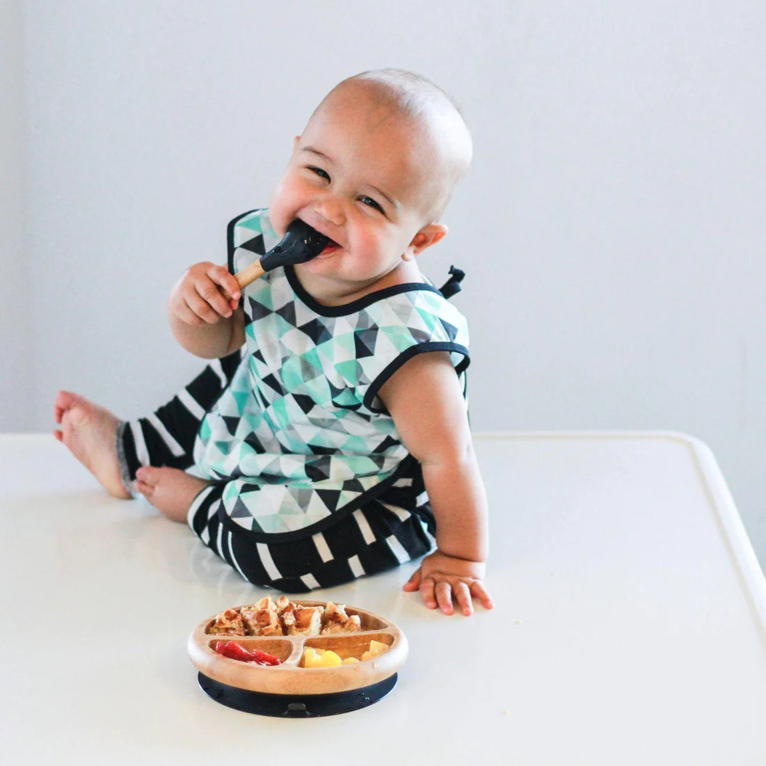 Set de Cuatro Cucharas AVANCHY Gris de Bambú Infantil