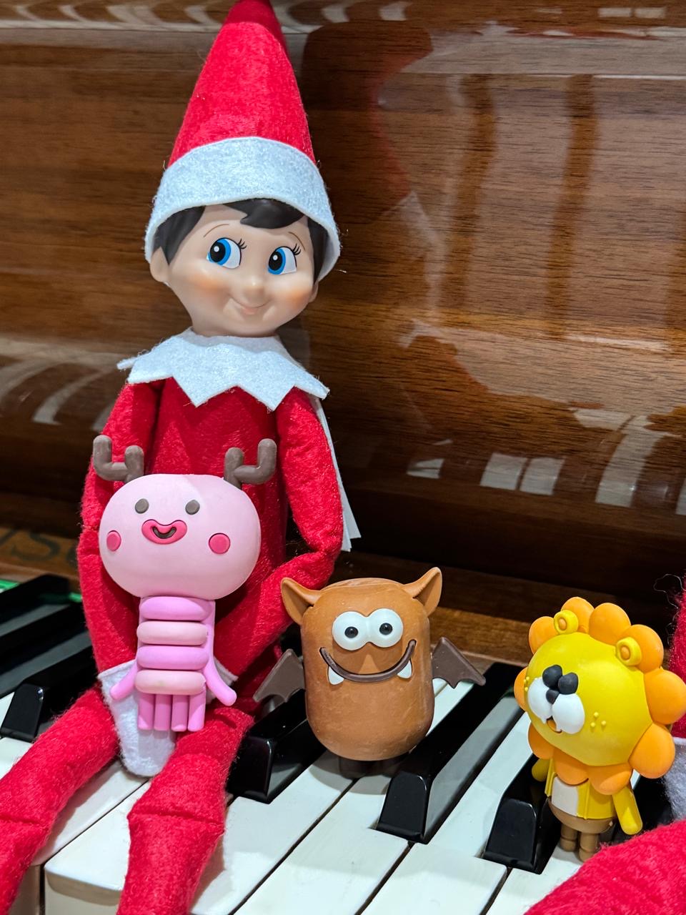 1411 NUEVO The Elf Hut Paquete Trouble Bundle 30 TRAVESURAS EDICIÓN LIMITADA