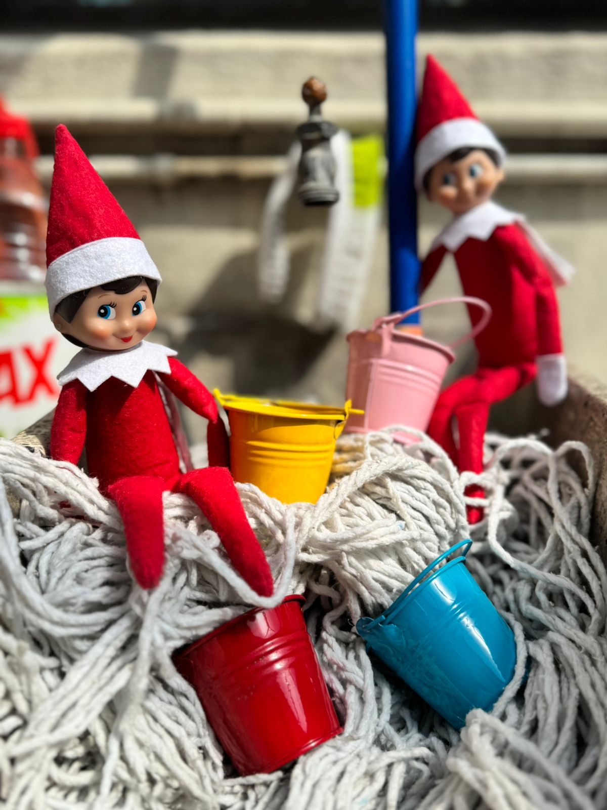 1411 NUEVO The Elf Hut Paquete Trouble Bundle 15 + 1 BONUS TRAVESURAS BOYS BARRILITO (Copia)