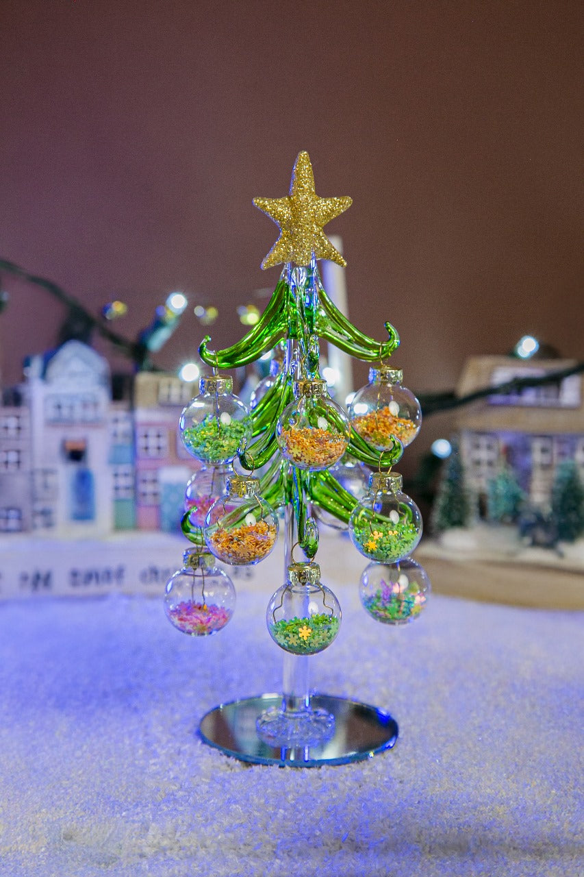 The Elf Hut Árbol Navidad Verde Esferas