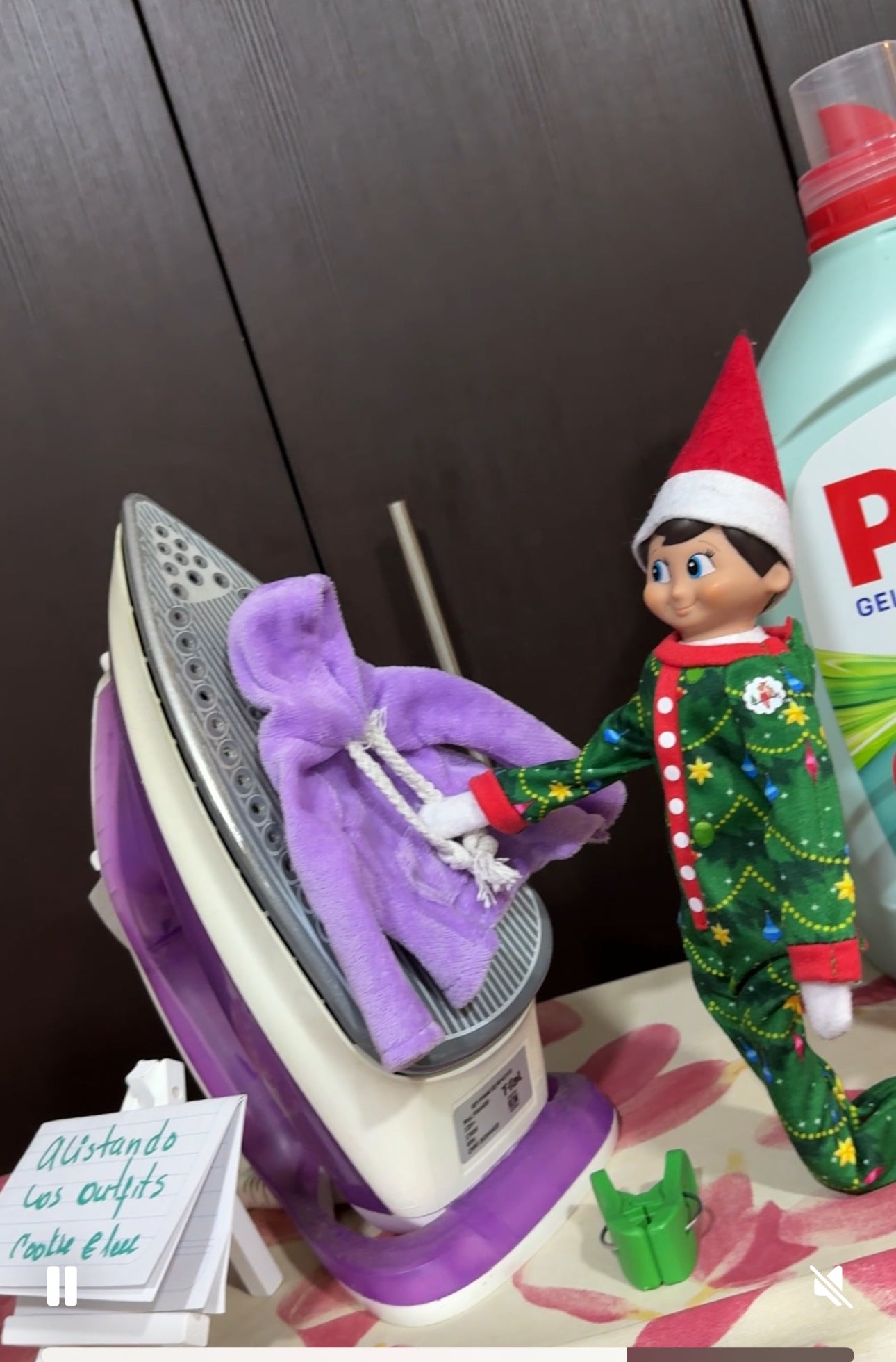 101225 TODAS The Elf Hut Paquete Trouble Bundle TRAVESURAS EDICIÓN LIMITADA