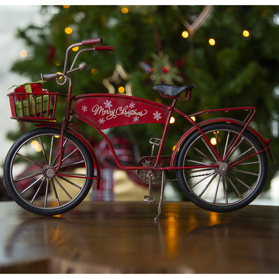 The Elf Hut Bici Roja con Canasta Abierta