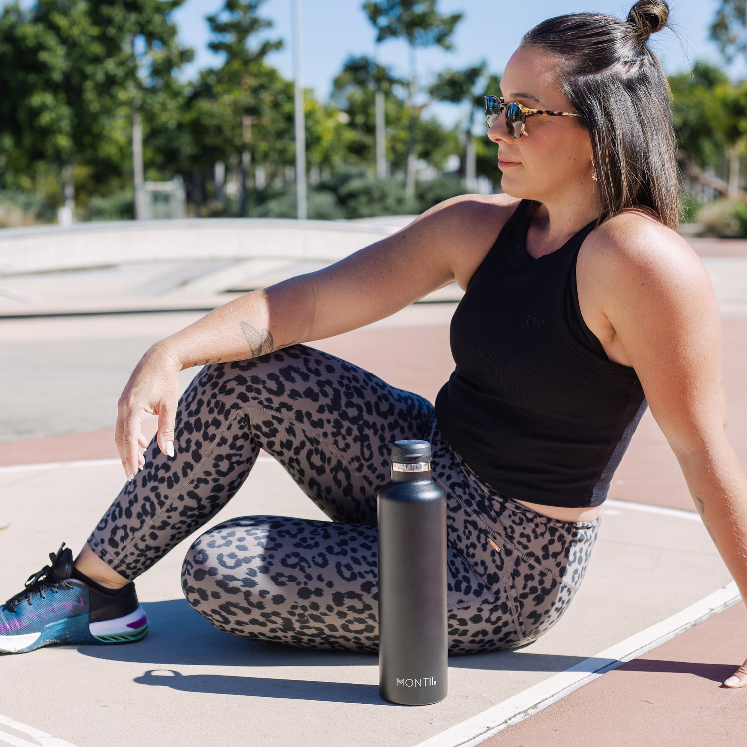 Botella MONTII 1 Litro Acero Inoxidable Negro