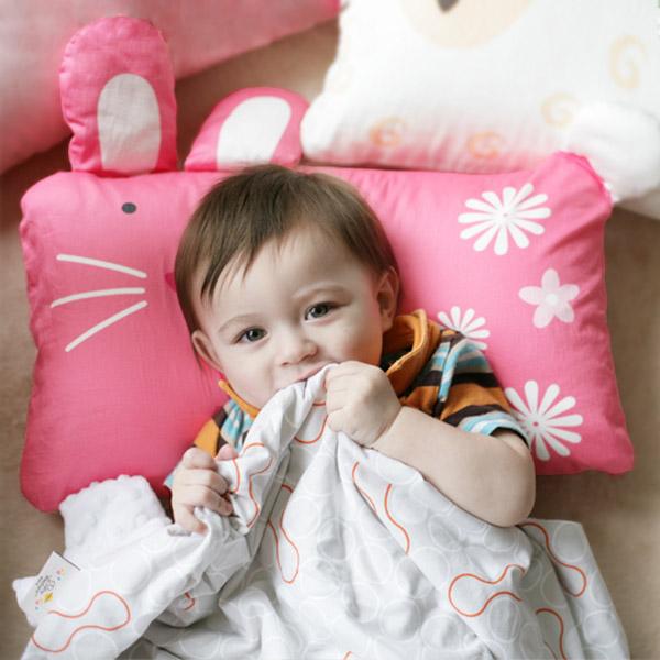Funda de Almohada Toddler Coneja "Lola"
