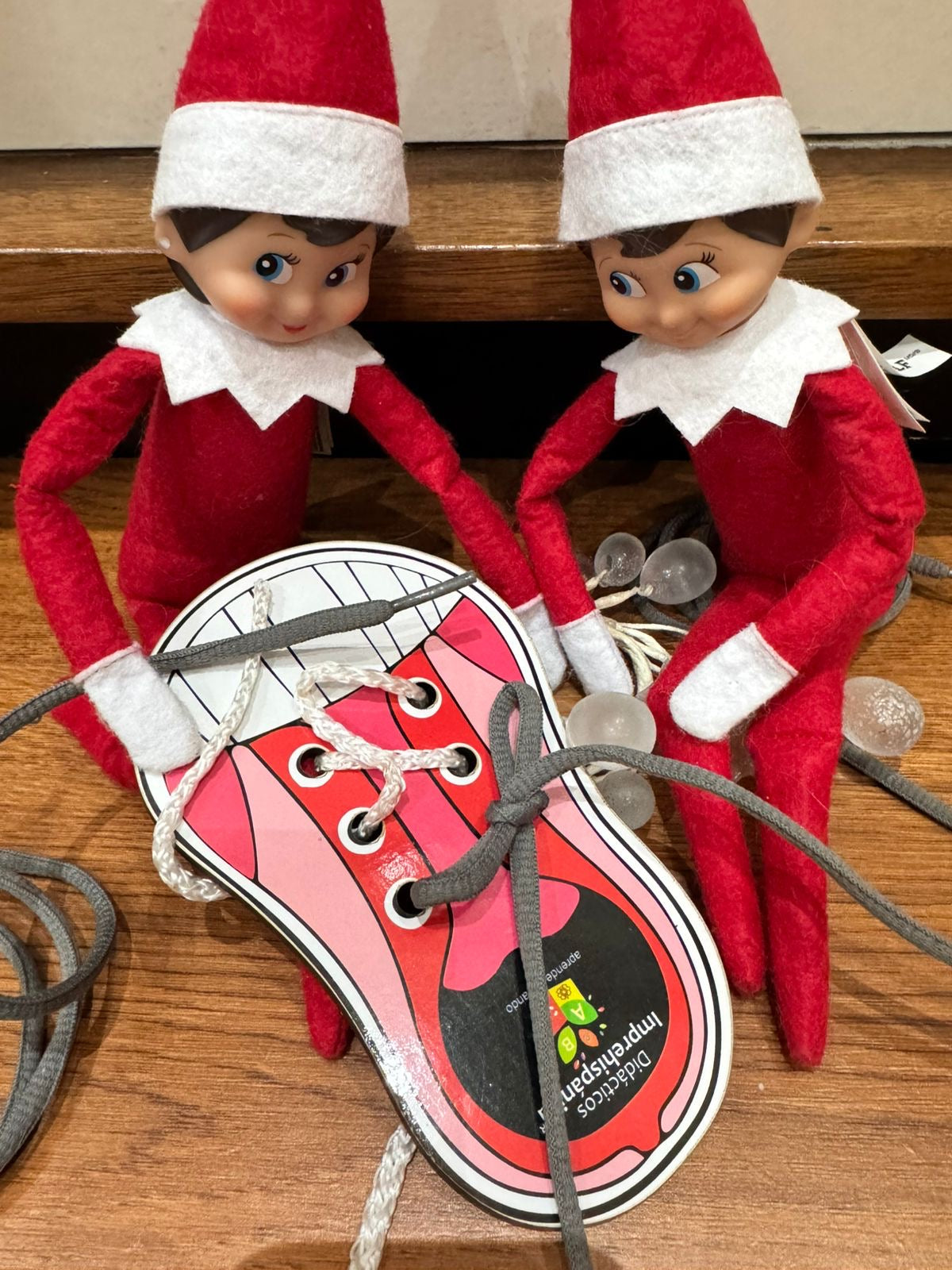 2911 TODAS The Elf Hut Paquete Trouble Bundle 97 TRAVESURAS EDICIÓN LIMITADA