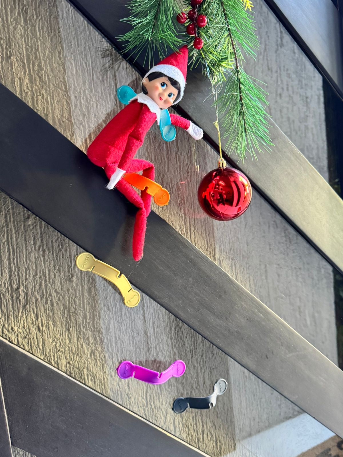 LO NUEVO The Elf Hut Paquete Trouble Bundle 25 TRAVESURAS PLUS