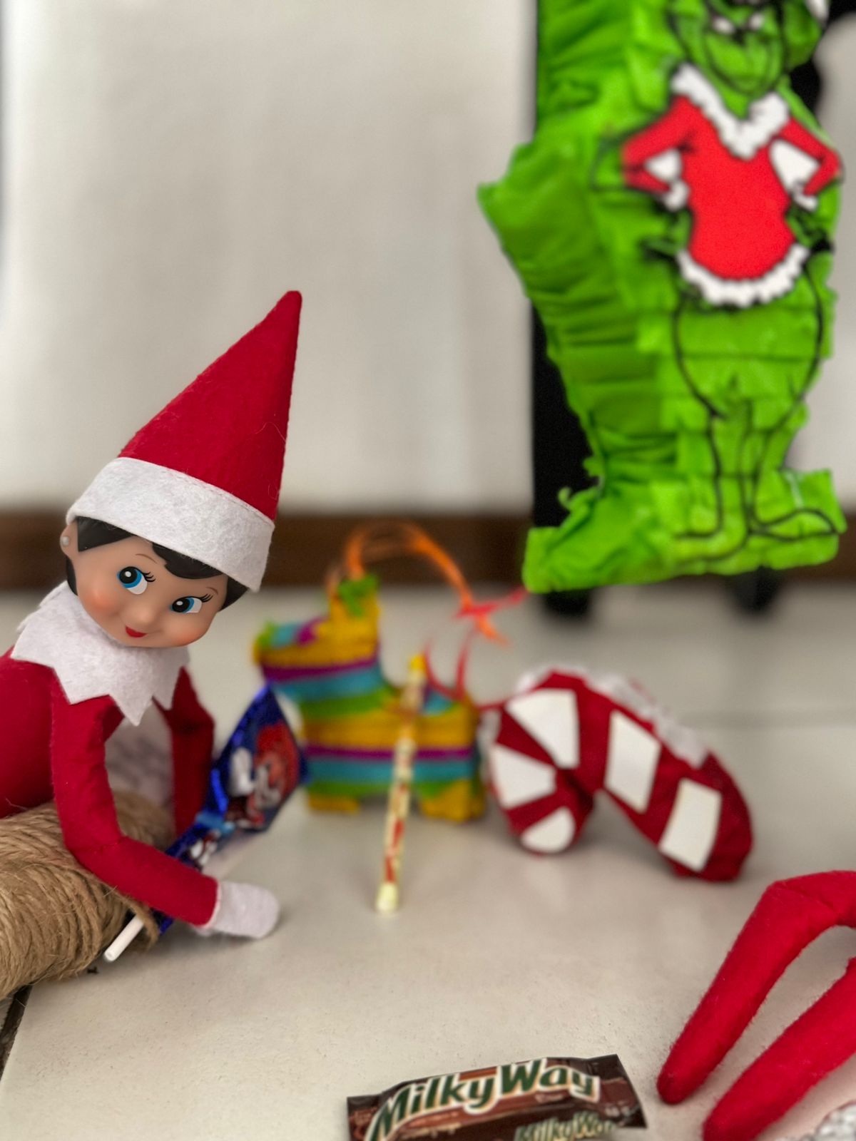 NUEVO The Elf Hut EL GRINCH