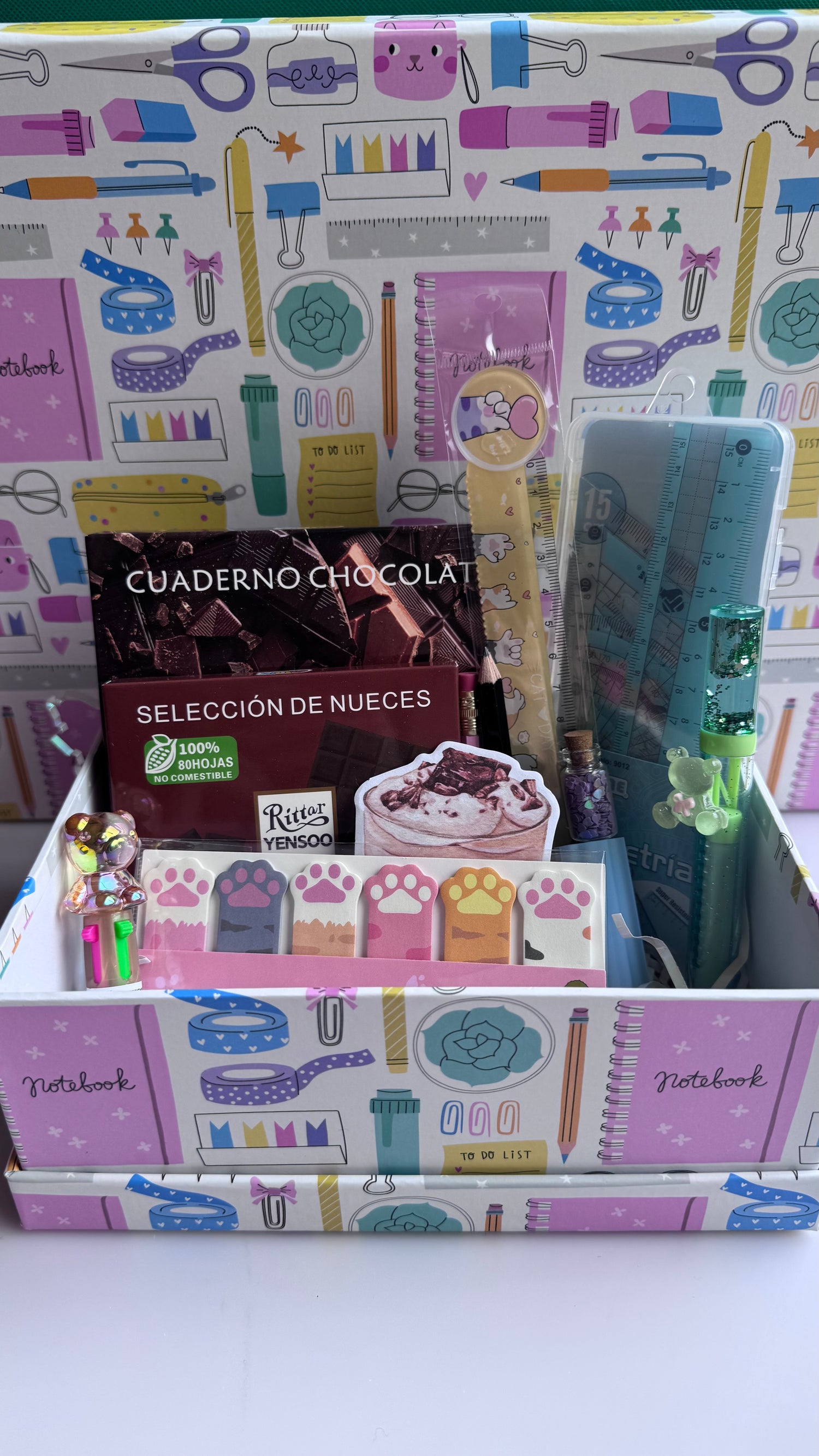 PRETTY NOTES ONE (1) SCOOP CUCHARADA SORPRESA