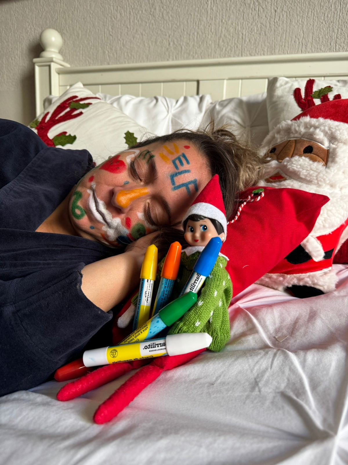 LO NUEVO The Elf Hut Paquete Trouble Bundle 25 TRAVESURAS PLUS