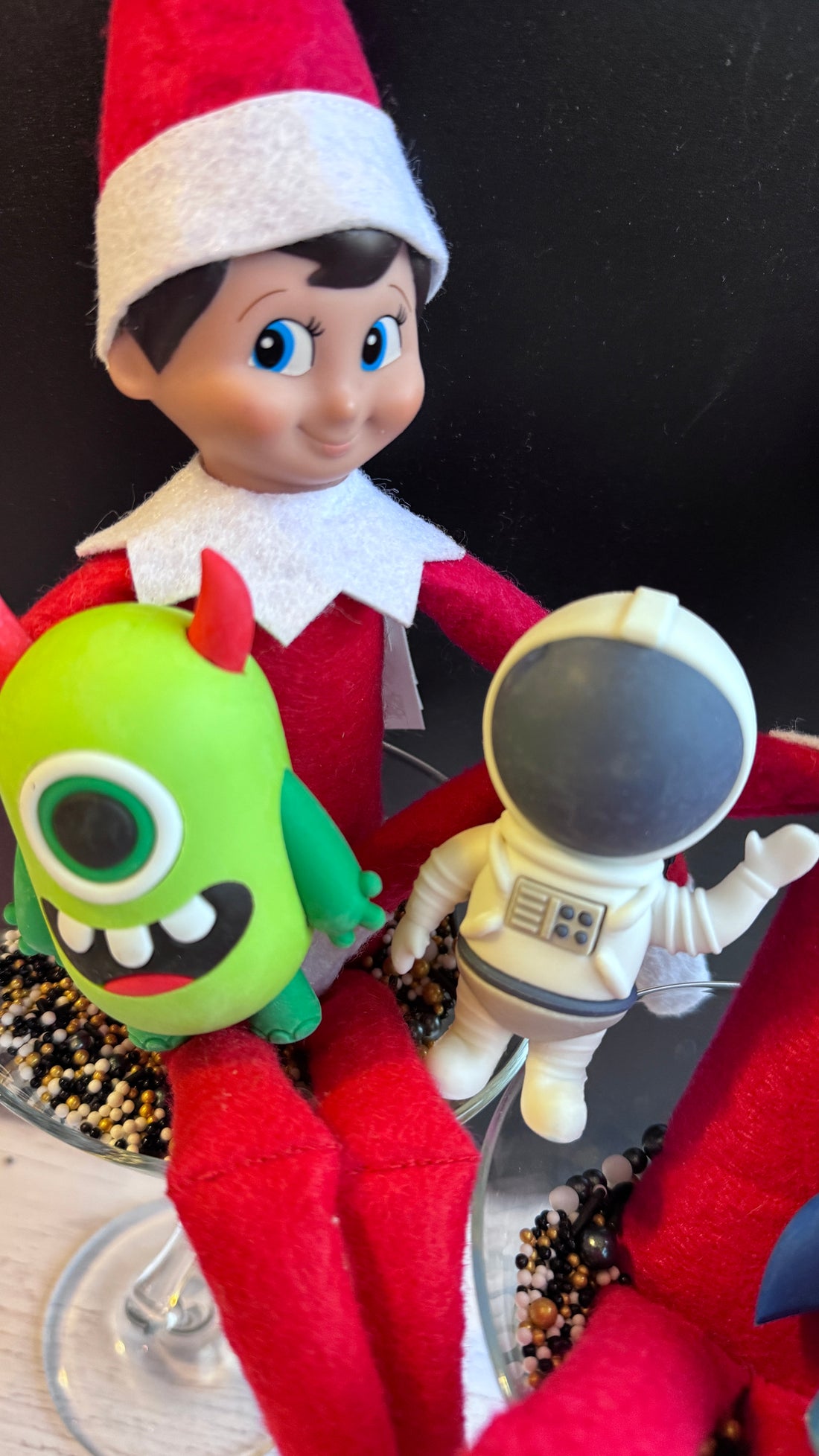 LAS MAS VENDIDAS 1411 The Elf Hut Paquete Trouble Bundle 18 travesuras BITTY POP