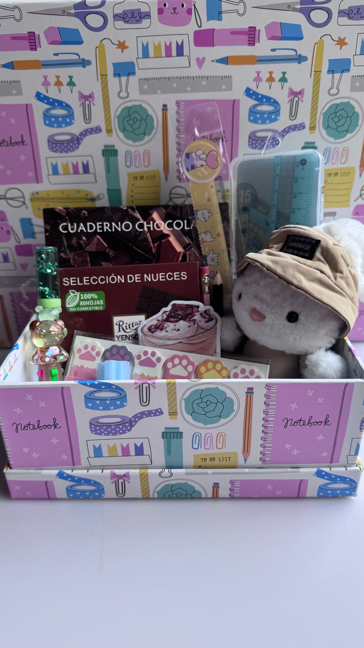 PRETTY NOTES ONE (1) SCOOP + LLAVERO PLUSHIE