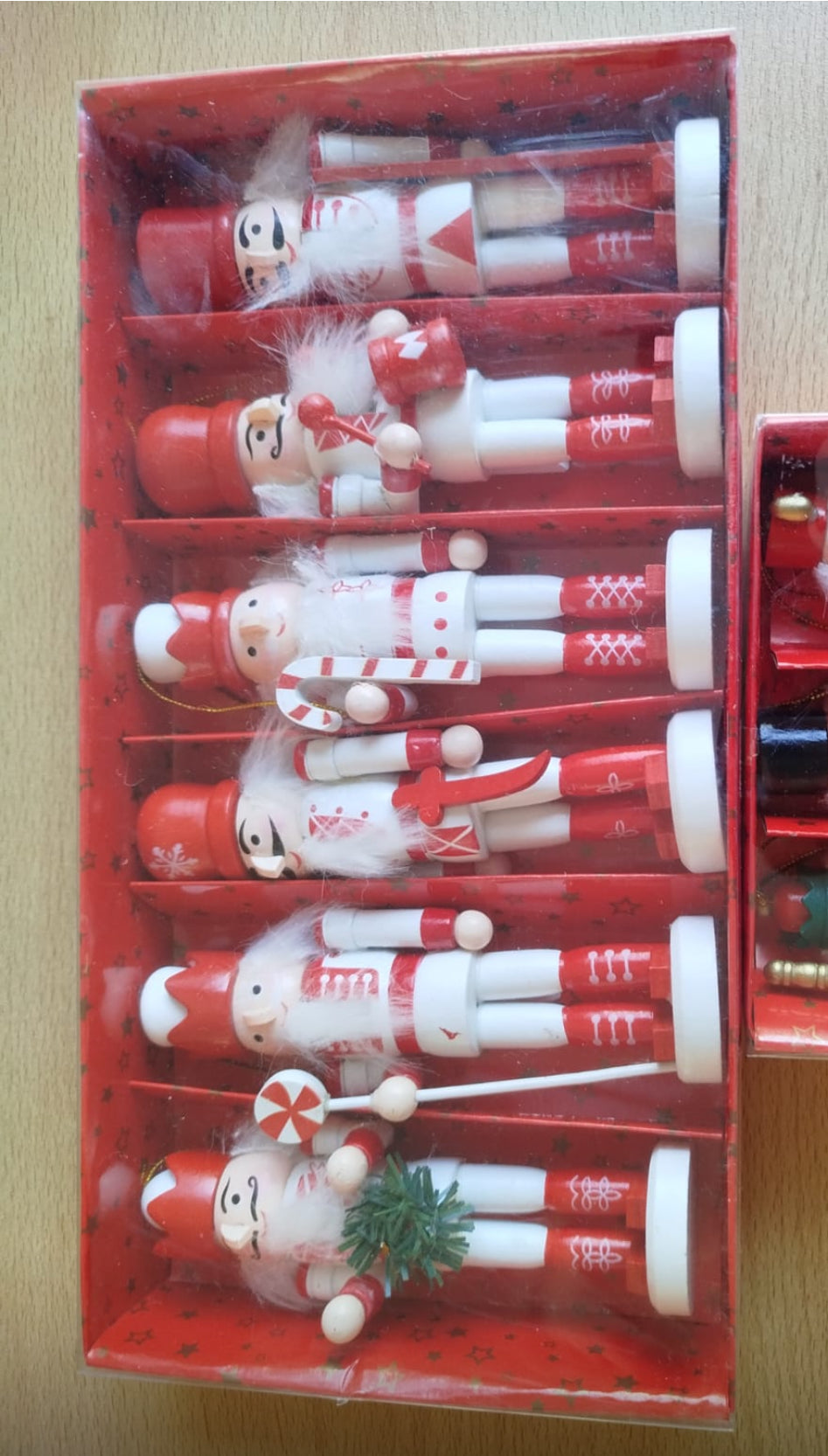 The Elf Hut Cascanueces Blanco